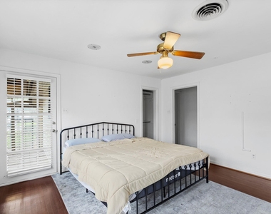 803 Peach St - Photo Thumbnail 15