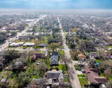 803 Peach St - Photo Thumbnail 38