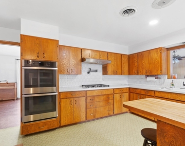 803 Peach St - Photo Thumbnail 13