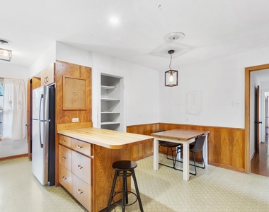 803 Peach St - Photo Thumbnail 11