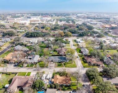 803 Peach St - Photo Thumbnail 36