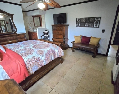 6931 Cane Grass Lane E - Photo Thumbnail 21