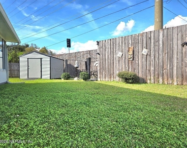 6931 Cane Grass Lane E - Photo Thumbnail 47