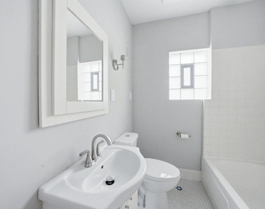 5301 W Winona Street - Photo Thumbnail 7