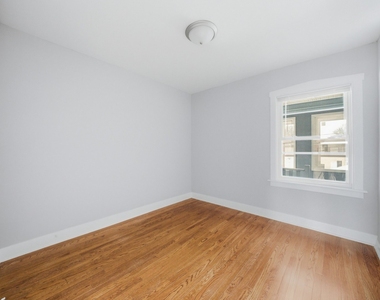5301 W Winona Street - Photo Thumbnail 6