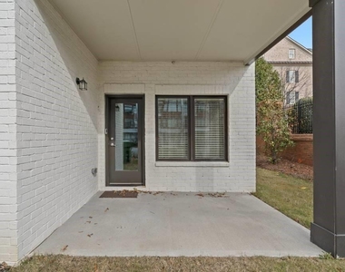 971 Laurel Court Ne - Photo Thumbnail 6