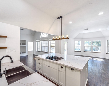 6 Old River Place - Photo Thumbnail 18