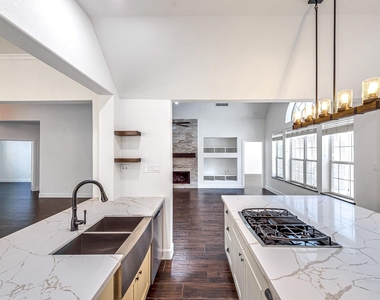 6 Old River Place - Photo Thumbnail 19