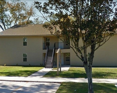 815 East Russell Avenue - Photo Thumbnail 4