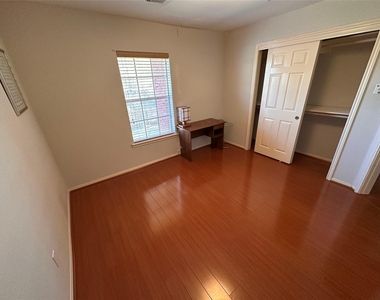 4506 Colony Hills Drive - Photo Thumbnail 24