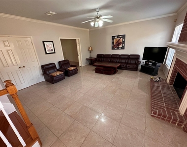 4506 Colony Hills Drive - Photo Thumbnail 6