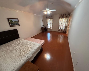 4506 Colony Hills Drive - Photo Thumbnail 16