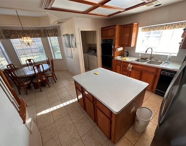 4506 Colony Hills Drive - Photo Thumbnail 11
