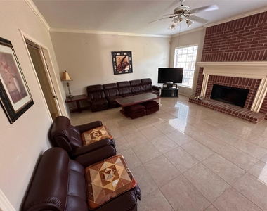 4506 Colony Hills Drive - Photo Thumbnail 5