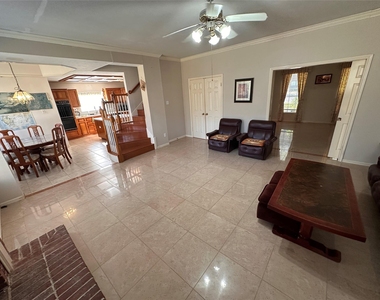 4506 Colony Hills Drive - Photo Thumbnail 7