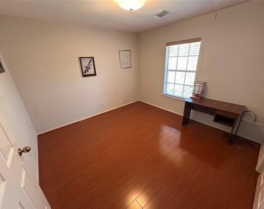 4506 Colony Hills Drive - Photo Thumbnail 23
