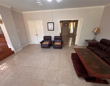 4506 Colony Hills Drive - Photo Thumbnail 8