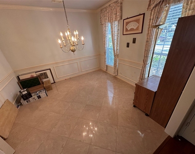 4506 Colony Hills Drive - Photo Thumbnail 3