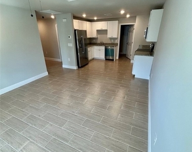 2330-2332 Hoople Street - Photo Thumbnail 4