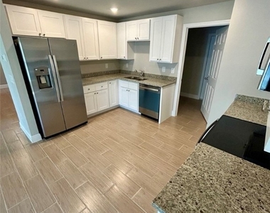 2330-2332 Hoople Street - Photo Thumbnail 2