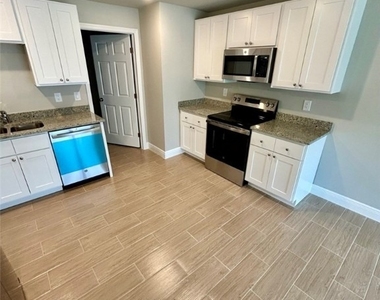 2330-2332 Hoople Street - Photo Thumbnail 1