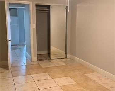 2181 Coronet Street - Photo Thumbnail 3