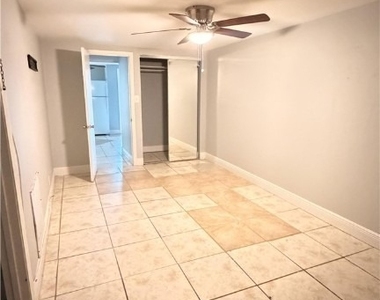 2181 Coronet Street - Photo Thumbnail 5