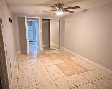2181 Coronet Street - Photo Thumbnail 4