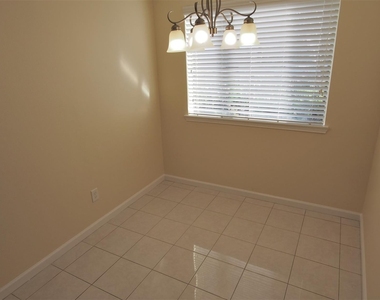 15312 Gorham Dr - Photo Thumbnail 10