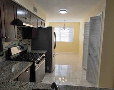 15312 Gorham Dr - Photo Thumbnail 11