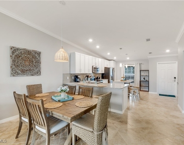 43041 Greenway Boulevard - Photo Thumbnail 3