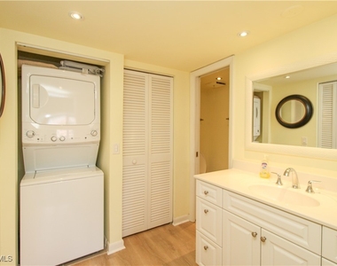 1020 Palm View Drive - Photo Thumbnail 31