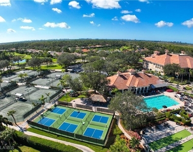 5928 Sand Wedge Lane - Photo Thumbnail 10