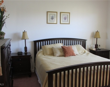 3051 Horizon Lane - Photo Thumbnail 7