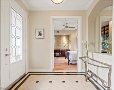 2809 Tiburon Boulevard E - Photo Thumbnail 3