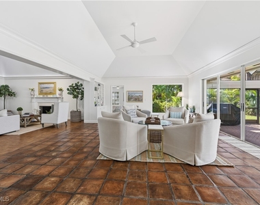 2700 Lantern Lane - Photo Thumbnail 21
