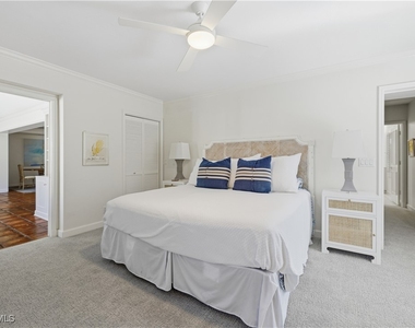2700 Lantern Lane - Photo Thumbnail 26