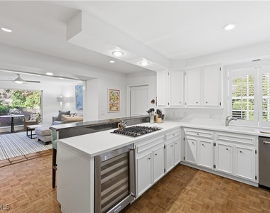2700 Lantern Lane - Photo Thumbnail 36