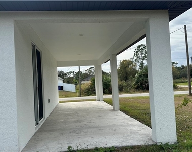 5901 Rita Avenue N - Photo Thumbnail 21