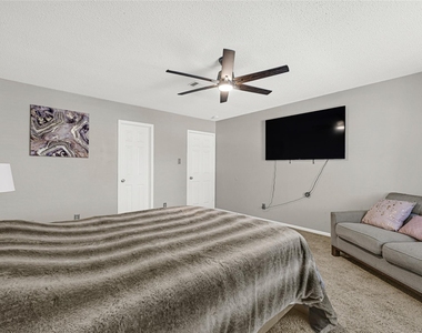 1111 Belaya Lane - Photo Thumbnail 18