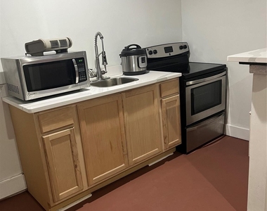1111 Belaya Lane - Photo Thumbnail 29