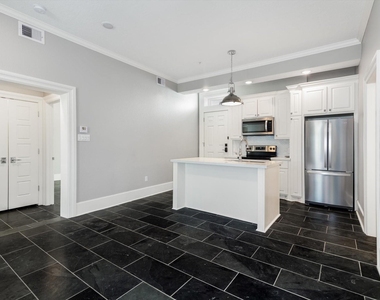 2401 Market Street - Photo Thumbnail 9