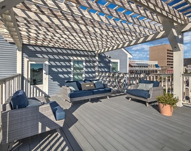2401 Market Street - Photo Thumbnail 21