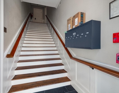 2401 Market Street - Photo Thumbnail 4