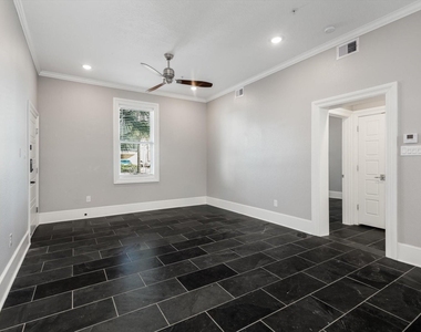 2401 Market Street - Photo Thumbnail 6