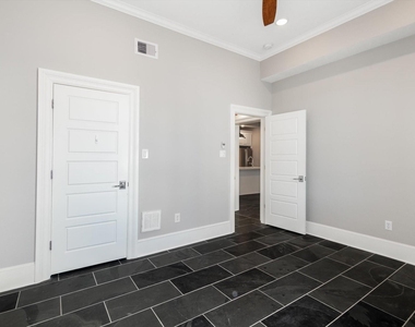 2401 Market Street - Photo Thumbnail 18