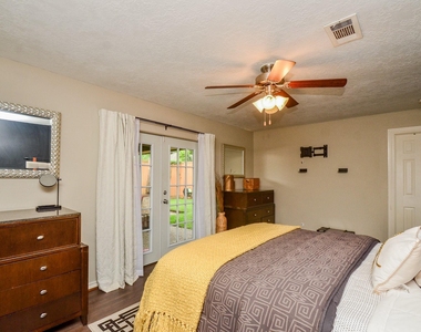 4315 Fernwood Drive - Photo Thumbnail 23