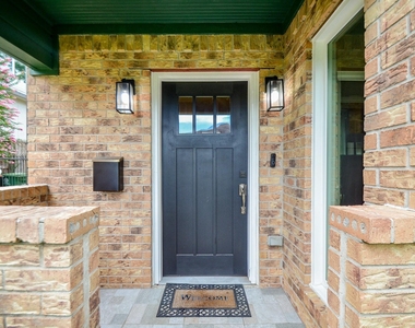 4315 Fernwood Drive - Photo Thumbnail 4