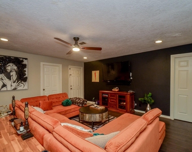 4315 Fernwood Drive - Photo Thumbnail 24