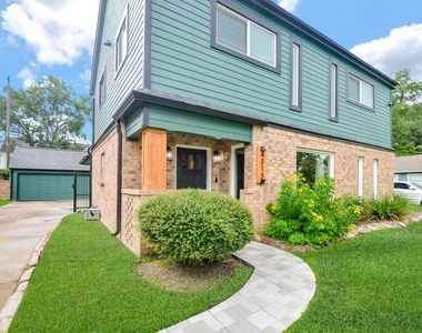 4315 Fernwood Drive - Photo Thumbnail 3